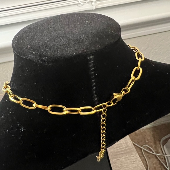 Gold plated stainless steel 20” Necklace with Pendant toggle closures for women - Picture 3 of 3